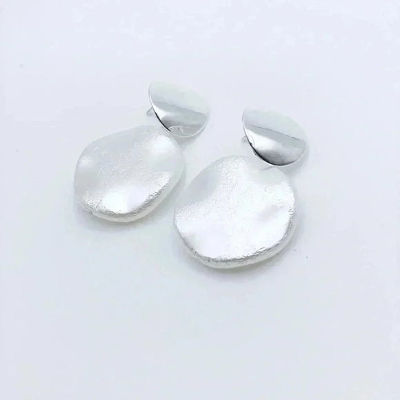 Drop Dangle Pearl Earrings - Picture 1 of 4